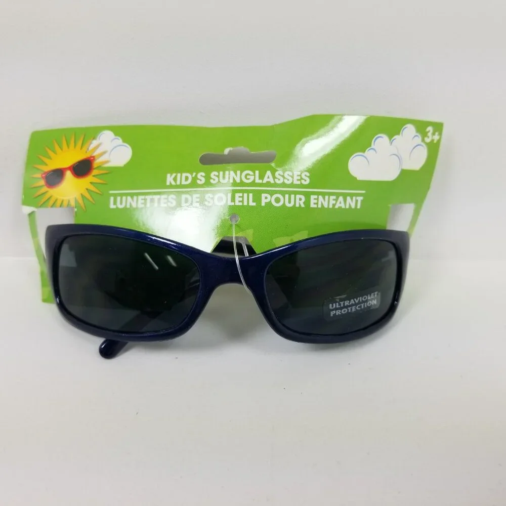Sporty kids sunglasses with uv protection